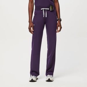Figs Kade™ Cargo Scrub Pants - Purple Jam